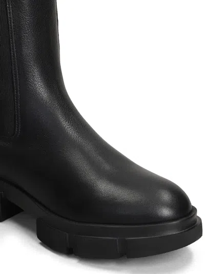 Copenhagen Woman Leather Chelsea Boot In Black