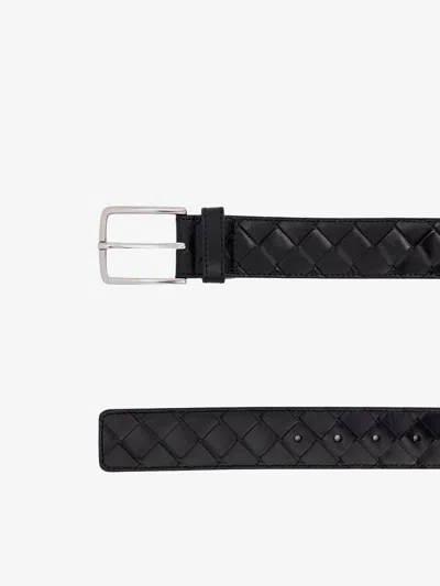 Bottega Veneta Men Leather Belt With Intrecciato Motif In Black