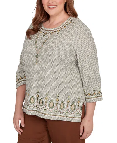 Alfred Dunner Plus Size Mount Laurel Textured Medallion Bordered Top With Necklace In Green