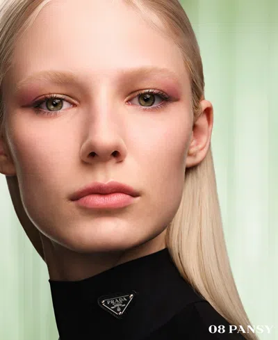 Prada Beauty Dimensions Durable Multi-effect Eyeshadow Palette In Purple