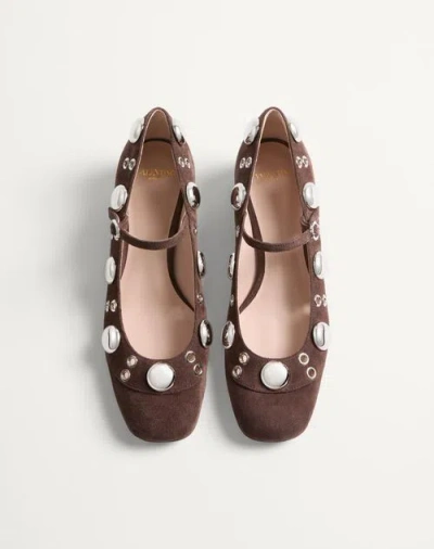 Valentino Stylish Block Heel Round Toe Pumps In Brown