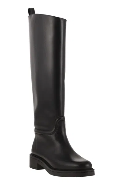 Stuart Weitzman Stylish Knee-high Leather Block Heel Boots In Black