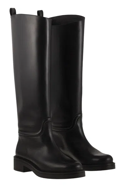 Stuart Weitzman Stylish Knee-high Leather Block Heel Boots In Black