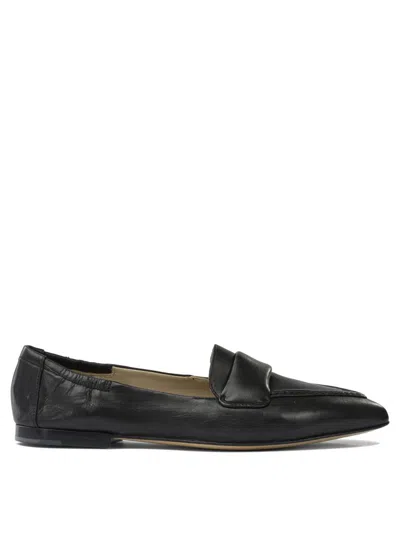 Pomme D'or Grace Pointed Leather Loafers In Black