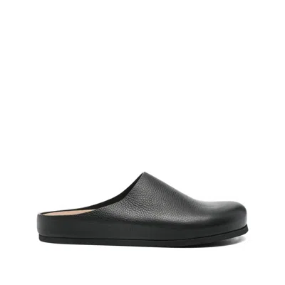 Common Projects Round-toe Mules In Black