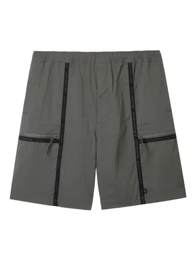 Alpha Industries Logo-tape Cargo-pockets Shorts In Green