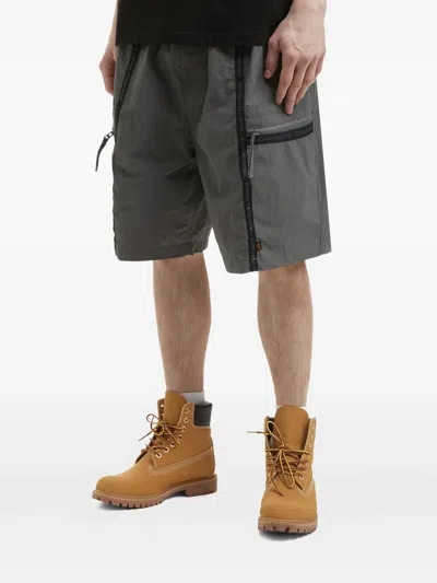 Alpha Industries Logo-tape Cargo-pockets Shorts In Green