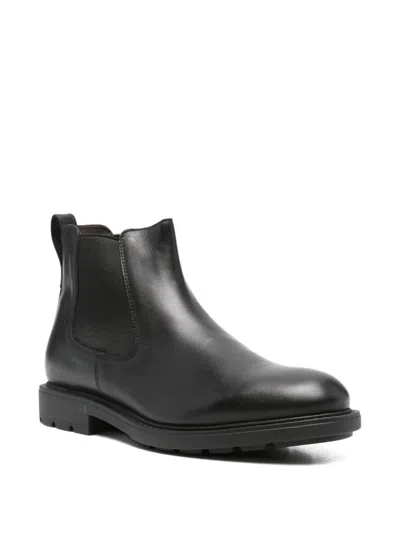 Nero Giardini Elasticated-panel Leather Boots In Black