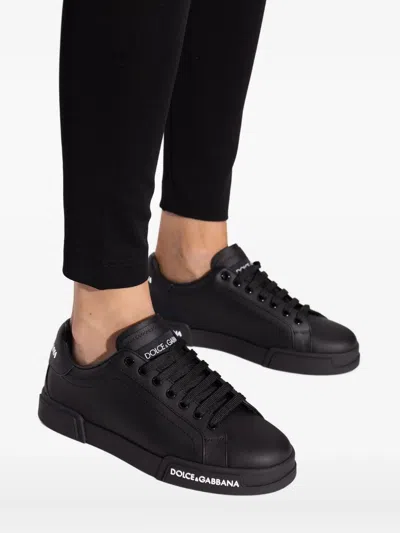 Dolce & Gabbana Round-toe Low-top Casual Shoes In Black