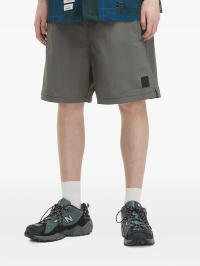 Alpha Industries Patch-detail Side-pocket Shorts In Black