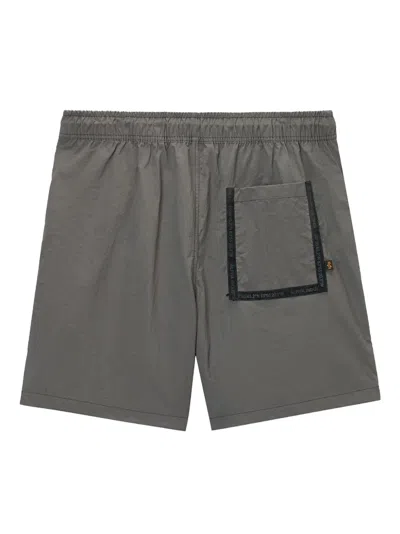 Alpha Industries Patch-detail Side-pocket Shorts In Black