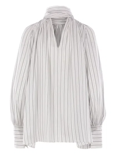 围巾领泡泡袖罩衫