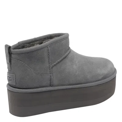 Ugg Stivaletto Donna Classic Ultra Mini Con Plateau Sand In Gray