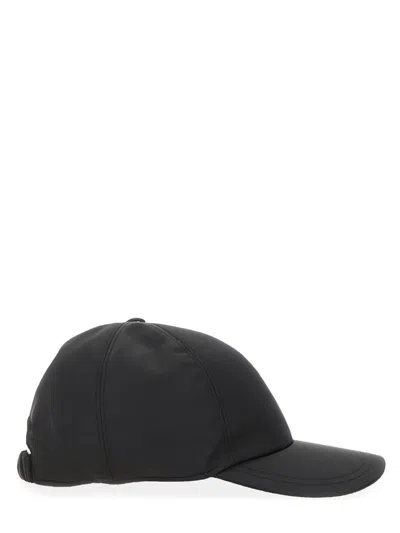 Premiata Stylish Hat With Curved Brim Design In Black