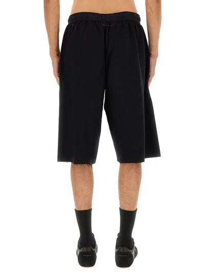 Mm6 Maison Margiela Knee-length Shorts Featuring Elastic Waistband In Black