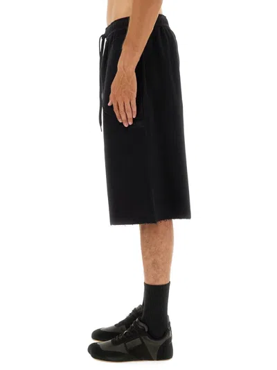 Mm6 Maison Margiela Knee-length Shorts Featuring Elastic Waistband In Black