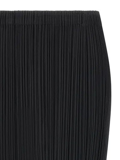 Issey Miyake Midi Skirt Featuring Pleated Design In Black