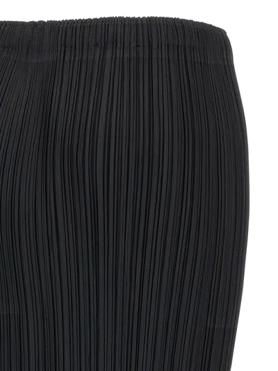 Issey Miyake Midi Skirt Featuring Pleated Design In Black
