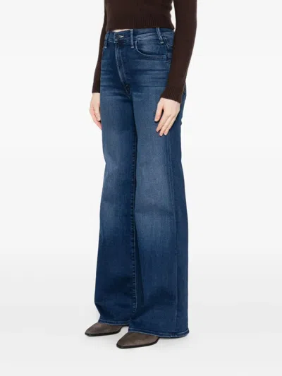 Mother The Mid Rise Mavin Sneak Blue Jeans With Belt Loops And Logo Embroidery On The Rear In Denim Woman