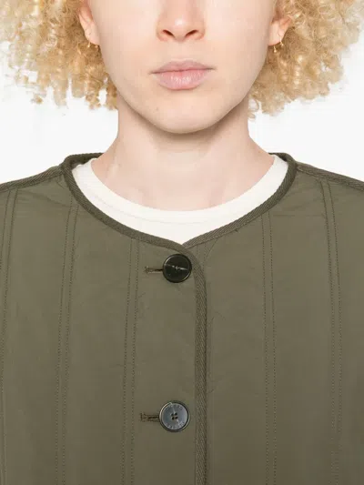 绗缝图案圆领夹克