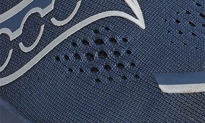 Saucony Guide 18 Running Shoe In Blue