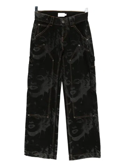 大面积图案印花牛仔裤