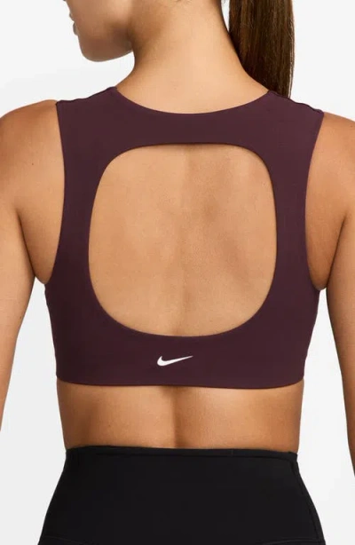 Nike Women's Zenvy Light-support Lightly Lined Sports Bra In Burgundy