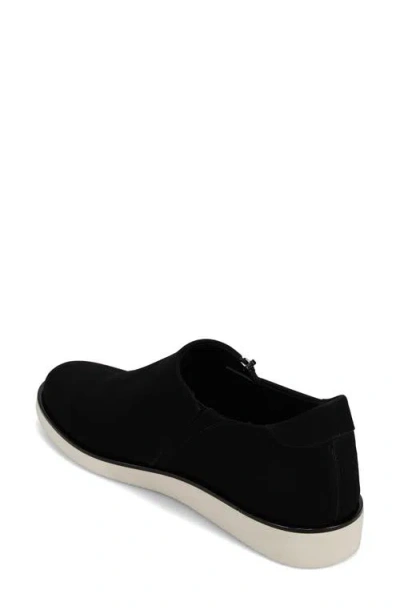Vaneli Quill Flat In Black