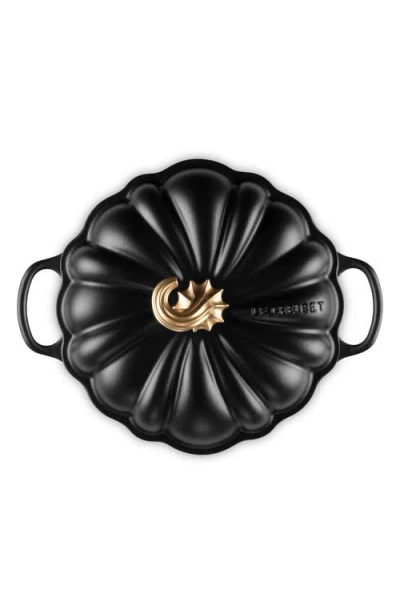 Le Creuset Enameled Cast Iron Signature 4 Qt. Pumpkin Dutch Oven With Lid In Black
