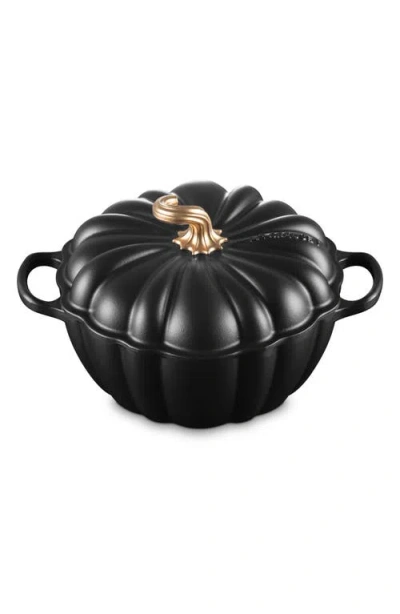 Le Creuset Enameled Cast Iron Signature 4 Qt. Pumpkin Dutch Oven With Lid In Black