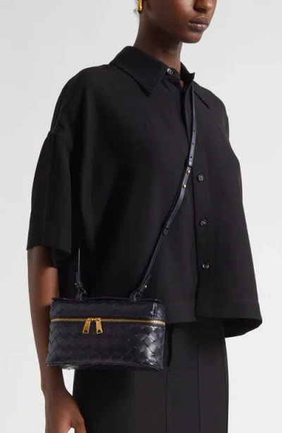 Bottega Veneta Women Bang Bang Leather Vanity Case With Intrecciato Motif In Black