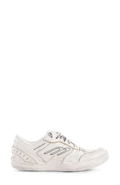 Balenciaga Women Hamptons Worn-out Leather Low-top Sneakers In Neutral