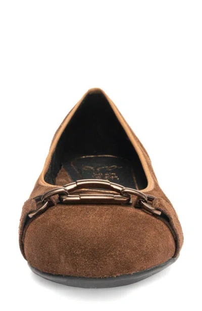 Ara Siene Flat In Brown
