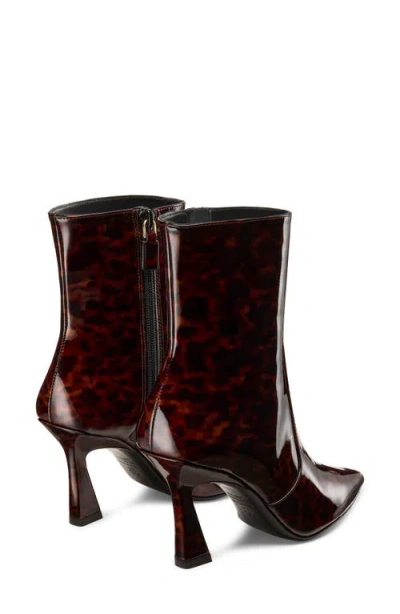 Stuart Weitzman Vinnie 85 Zip Bootie In Brown