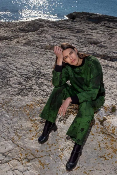 Untitled In Motion Dionea Crew Sweatshirt In Faskomilo Green In Multi