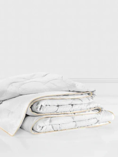 Togas Maestro Camel Wool Comforter In White