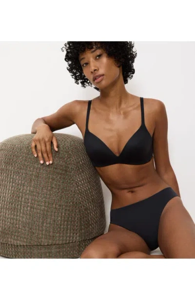 Triumph Body Makeup Soft Touch Wireless Padded Bra In Black