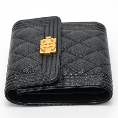 Pre-owned Chanel Black Grained Calfskin Wallet (tri-fold) ()