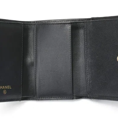 Pre-owned Chanel Black Grained Calfskin Wallet (tri-fold) ()