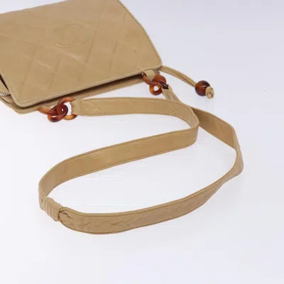 Pre-owned Chanel Camera Beige Leather Shoulder Bag ()