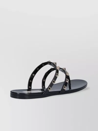 Valentino Garavani Summer Rockstud Thong Sandals In Black