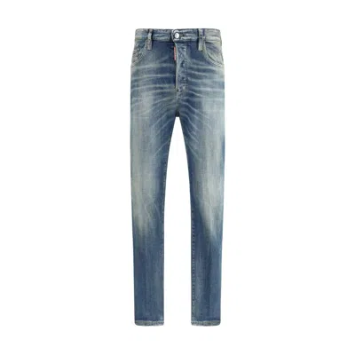 Dsquared2 Men Blue Jeans With Logo Patch On The Rear And Distressed Effect In Denim Man In Blue