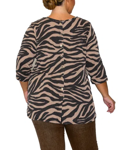 Coin 1804 Plus Size Textured Zebra Button Back Top In Brown