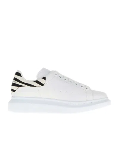 Alexander Mcqueen White Leather Sneakers With Printed Suede Heel In White