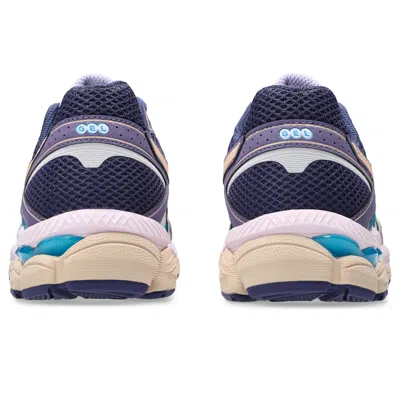 Asics Cumulus 16 Running Sneakers With Contrast Panels In Gray