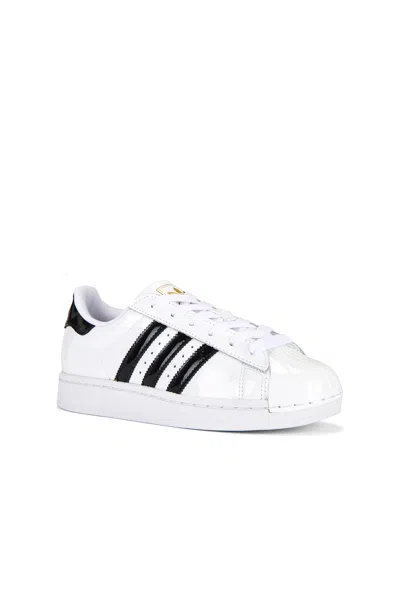 Adidas Originals Superstar In White