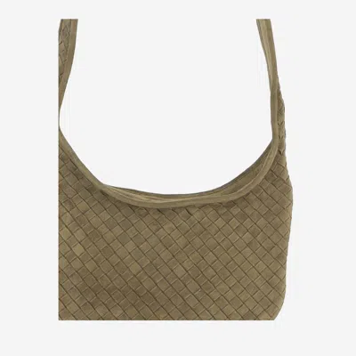 Bottega Veneta Zipper Shoulder Bag In Brown
