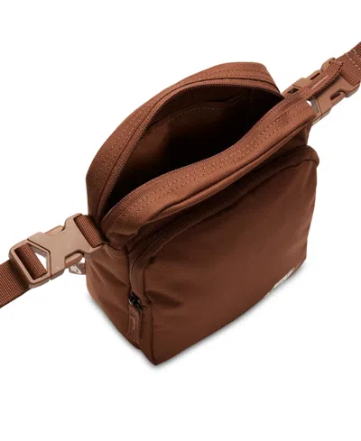 Nike Unisex Heritage Logo Graphic Crossbody Bag 4l In Brown