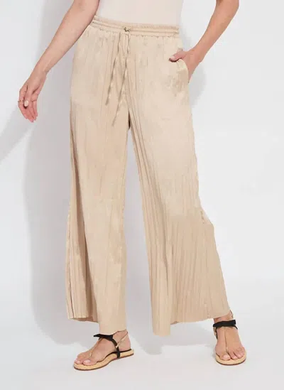 Lyssé Packable Pleated Palazzo Pant In Chablis In Neutral