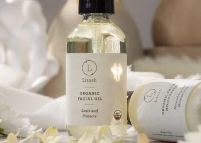 Lizush Organic Facial Oil Seals And Protects In Transparent